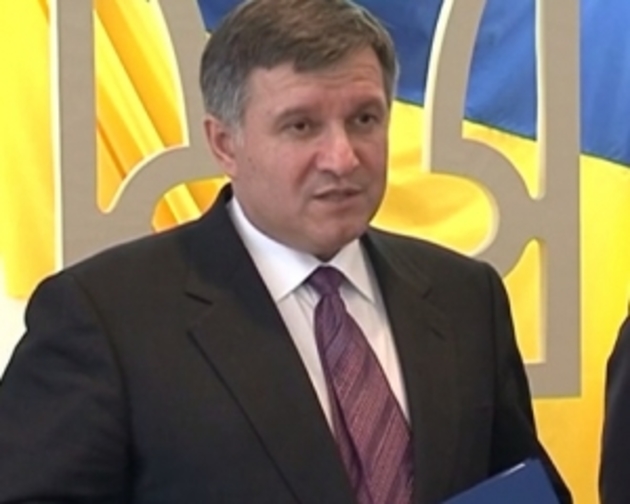Міністр МВС визнав корупцію в новій владі (відео) 