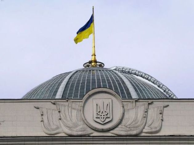 На сьогоднішньому засіданні ВРУ два нардепи із Закарпаття підготували 4 проекти Законів 