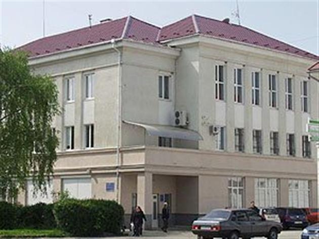 Балога прозоро «схилив» колектив Закарпатської обласної бібліотеки призначати керівників на пленарному засіданні сесії
