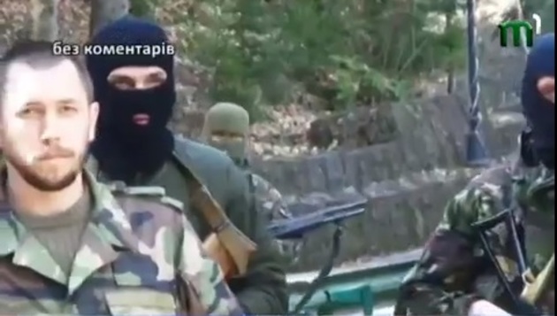 «Правий сектор» Закарпаття звинувачено у викрадені 28 картин і 6-ти старовинних ікон
