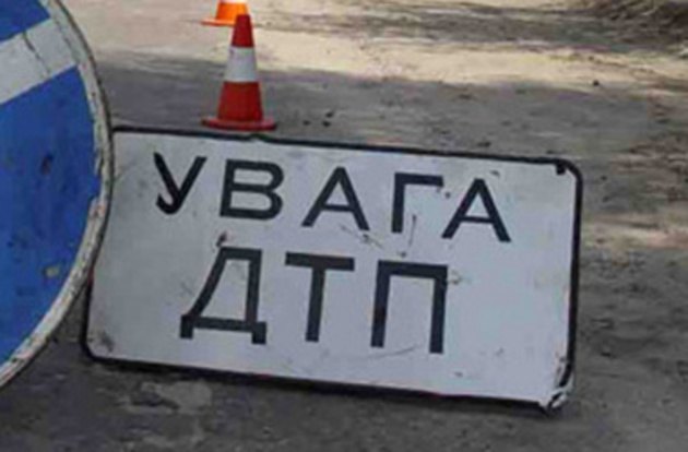 Травматологічним відділенням закінчилась прогулянка виноградівця на мопеді