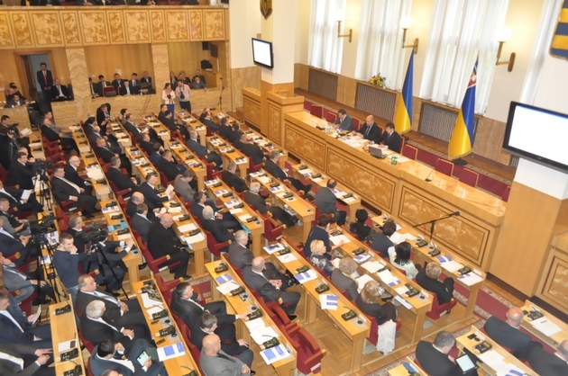 Закарпатські депутати звернулися до територіальних
 громад сходу України
