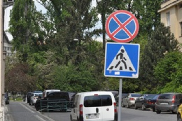Правила дорожнього руху для правоохоронців «не писані»?