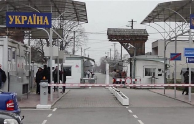 Від сьогодні Словаччина офіційно закриває пункт пропуску із Закарпаттям 