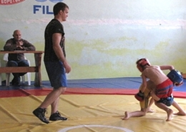 На Закарпатті провели Святковий відкритий чемпіонат області серед змішаних  видів бойових мистецтв 
