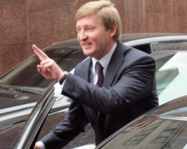 Балога через Фейсбук пропонує посаду Ахметову 
