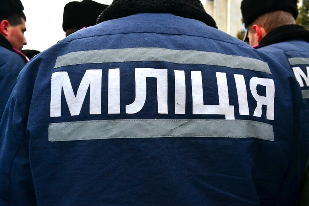 Міліціянти Закарпаття зранку охороняють виборчі дільниці