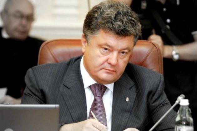 Порошенко хоче від США безкоштовної військової допомоги 