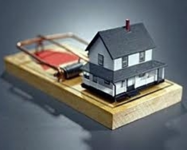 Мукачівські шахрайки вирішили привласнити собі чужу квартиру