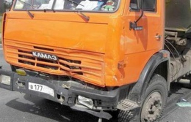 У місті над Латорицею вантажівка збила жінку