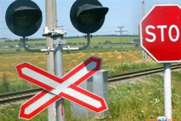 На Закарпатті «шалений» водій на швидкості протаранив шлагбаум