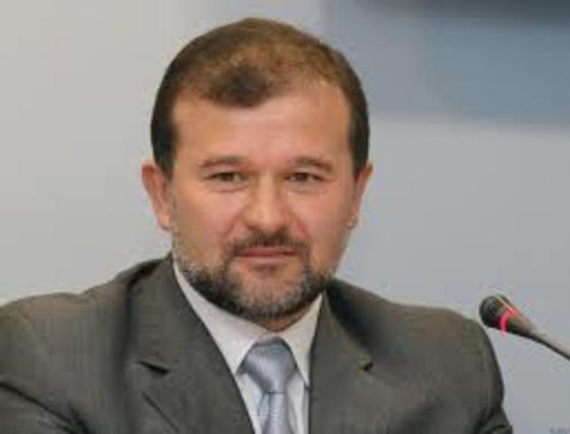 Закарпатський парламентар: «Писати прес-релізи і бігати в камуфляжі перед камерами – це єдине, що добре виходить у керівництва силового блоку»