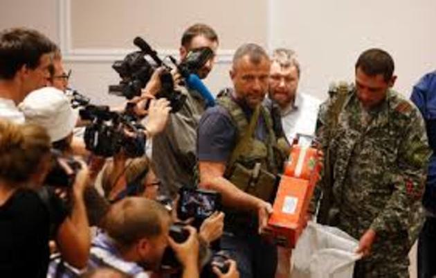 «Чорні скриньки» зі збитого Боїнга свідчать, що це був ракетний вибух - експерти 