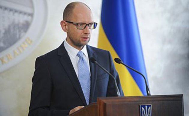 Яценюк «благає» парламентарів проголосувати за ключові  законопроекти, які вкрай потребує Україна