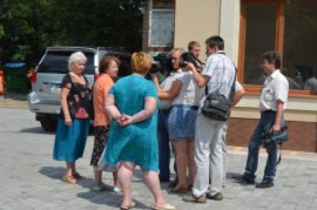 Мешканці Ужгорода назвали Щадея - ворогом народу (фото, відео)