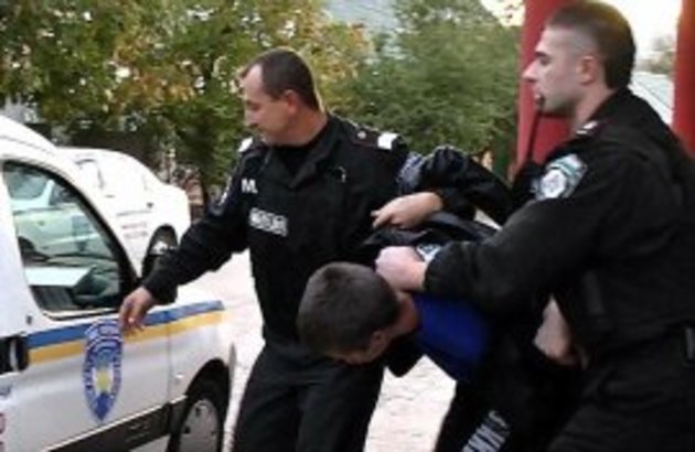 Мукачівець під п’ятдесят років зловживав 50-грамовими чарками