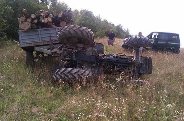 Трактор винний у смерті 57-річного хустянина