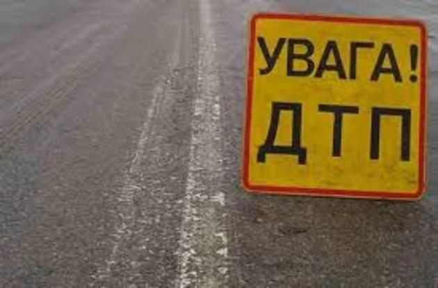 Біля Бедевлі мікроавтобус не впорався з керуванням і спричинив ДТП