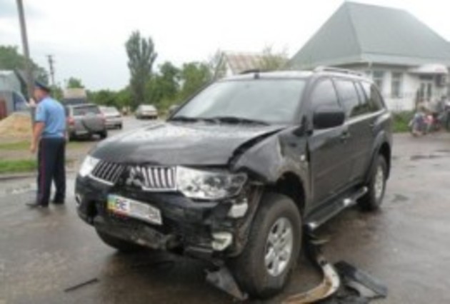 Під рахівську автівку потрапило маля
