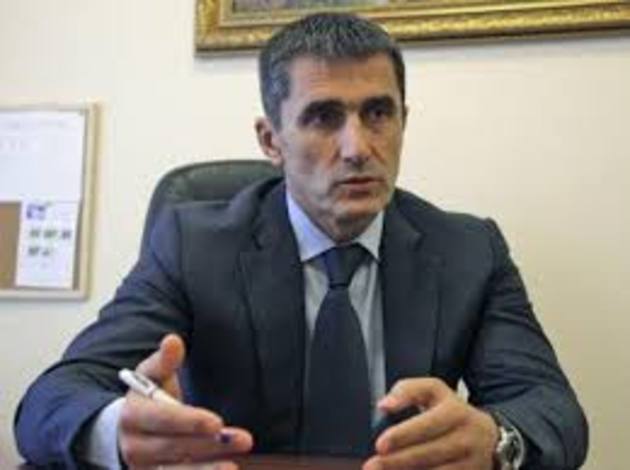 Ярема: правоохоронці пограбували ювелірний магазин під виглядом обшуку (ВІДЕО)