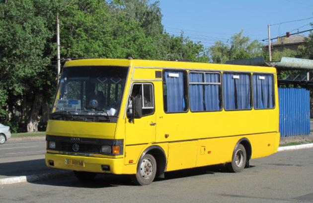 Вантаж «лівого» алкоголю вилучили в автобусі на Закарпатті