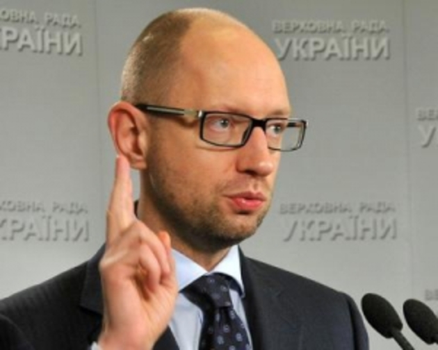 Яценюк робить все, аби Путін сидів на березі і чекав, поки повз нього пропливе труп ворога 