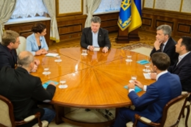 Виграти ми можемо лише миром – Порошенко