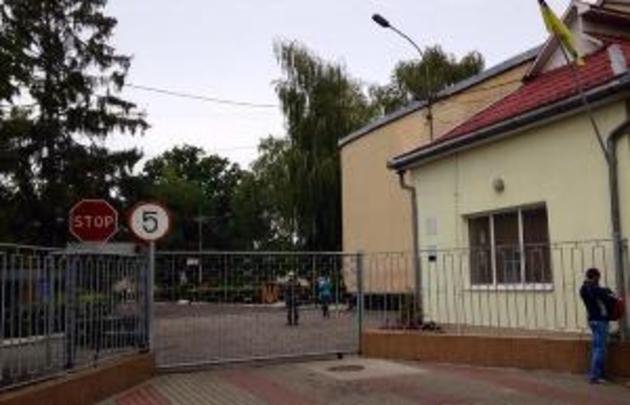У місті над Латорицею жорстоко побили військовослужбовця (фото)