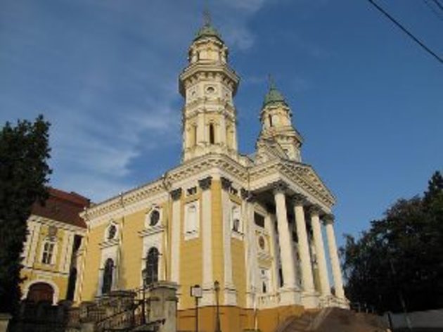 Ужгородському Хрестовоздвиженському собору - 234 роки 