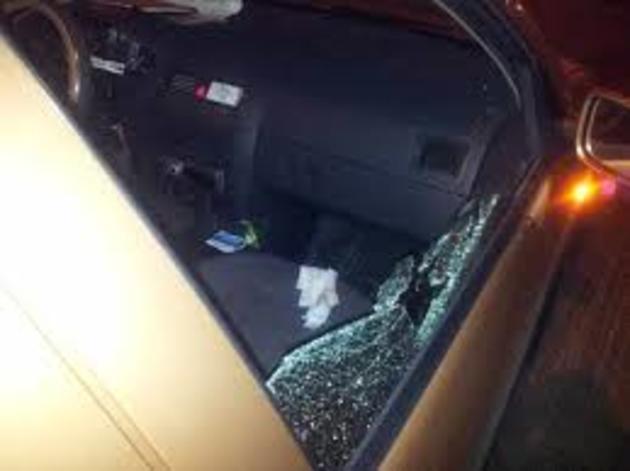 В Мукачеві з «крутого» авто поцупили «круглу» суму