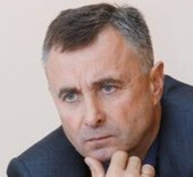  Великоберезнянці обурені «фаховим» призначенням губернатора, який «всадив» у крісло керівника району професійного корупціонера 