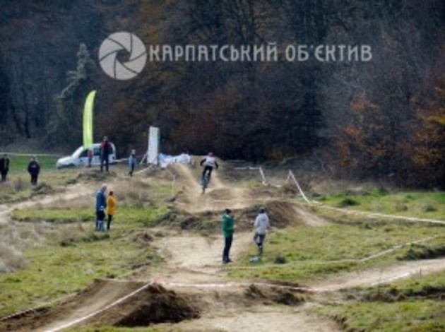 У Хусті пройшли Всеукраїнські змагання зі швидкісного спуску mini DH (фото)