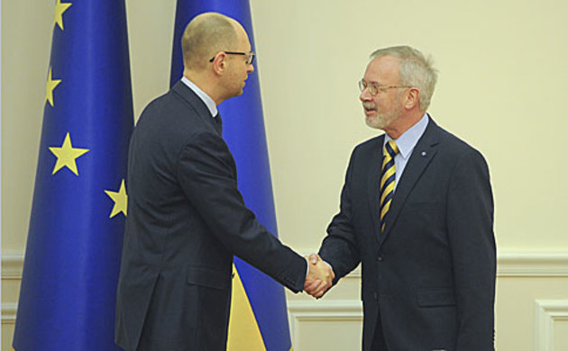 Підписано фінансову угоду про реконструкцію 120 км газогону Уренгой-Помари-Ужгород 