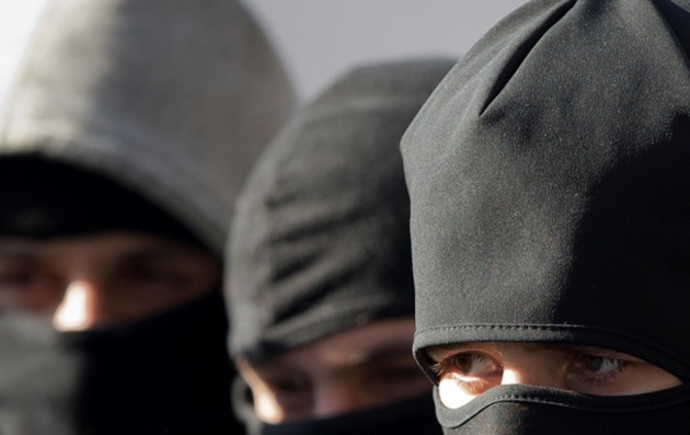 П’ятеро закарпатців побили та обікрали селянина