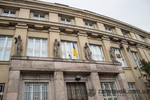 Закарпатці вкорочують собі віку через неспроможність виплатити валютну позику
