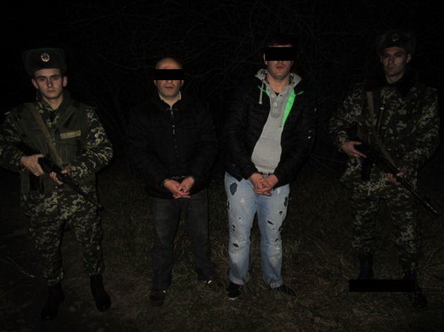 Дует кавказців вирішив перехитрити закарпатських прикордонників