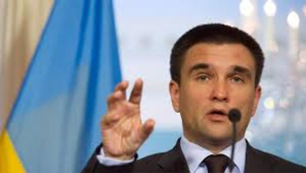 Що робить глава МЗС Павло Клімкін у Закарпатті?