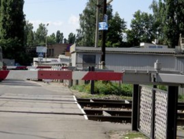 Ужгородець на фурі не помітив шлагбаум