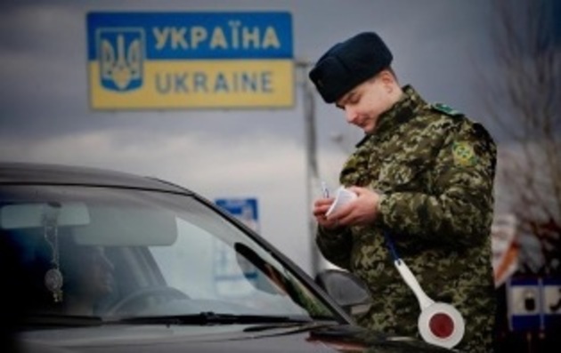 За яких умов вимагатимуть довідку з військкомату для виїзду за кордон?