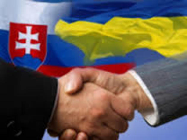 Сусідка Закарпаття передасть Україні гуманітарну допомогу на 700 тисяч євро
