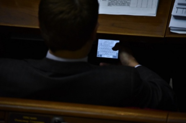 Як парламентарі консультують тіньові схеми на митниці (ФОТОФАКТ)