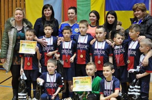 Юні закарпатські футболісти успішно виступили на міжнародному турнірі у Словаччині