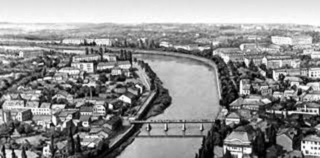 В Ужгороді - ще одна міні-скульптурка (ВІДЕО) 