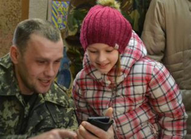 Завдяки моральній підтримці дітей ми отримуємо стимул йти вперед заради перемоги - закарпатський боєць (ФОТО)