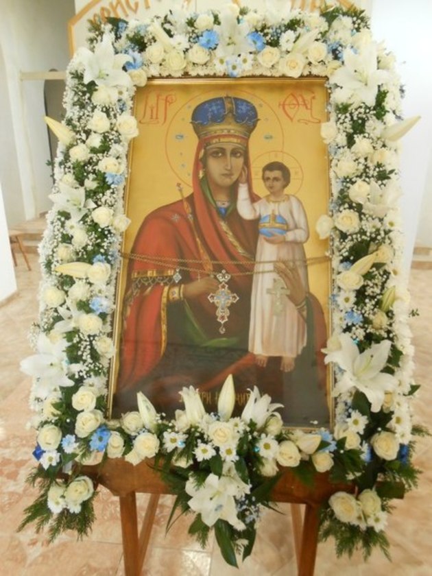 Церковна флористика по-закарпатськи: квіткове оздоблення Божого храму (ФОТО)