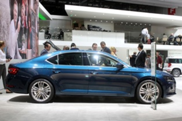 Skoda назвала ціни для Superb нового покоління
