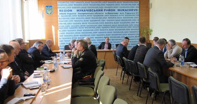 Закарпатські військові обговорили будівництво фортифікаційних споруд