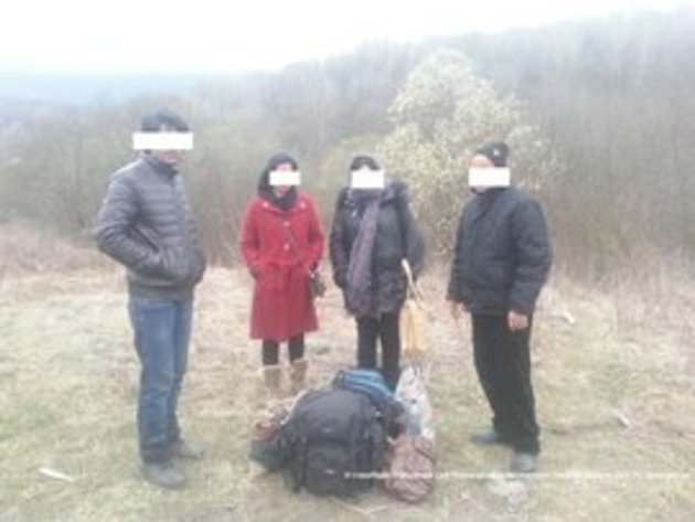 Група реагування стражів кордону затримала квартет «туристів» із Близького Сходу