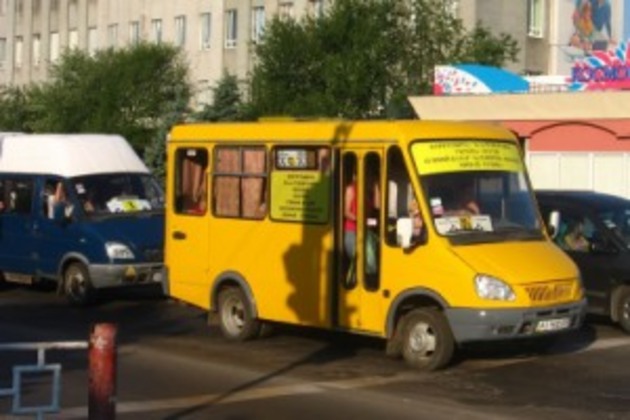 Ціна в 4 гривні за проїзд в ужгородських маршрутках – економічно обґрунтована