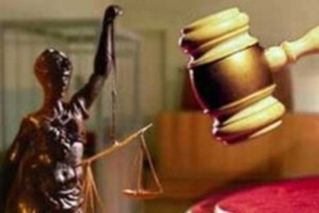 Закарпатку, яка 9 років отримувала допомогу на померлу дитину, засуджено
